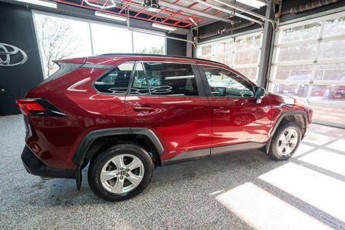 2021 Toyota RAV4 Hybrid LE