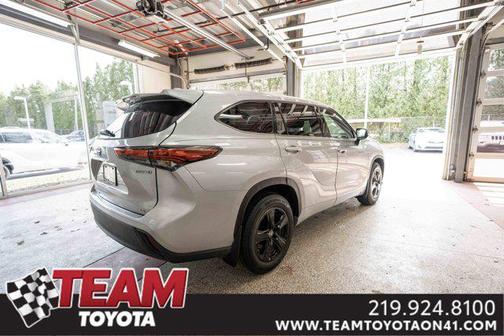 2021 Toyota Highlander Hybrid LE