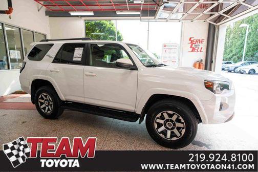 2024 Toyota 4Runner TRD Off Road