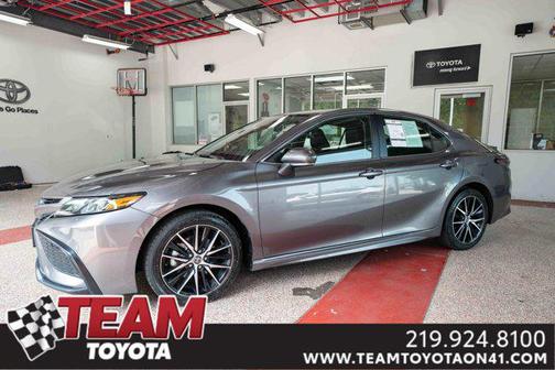 2023 Toyota Camry SE