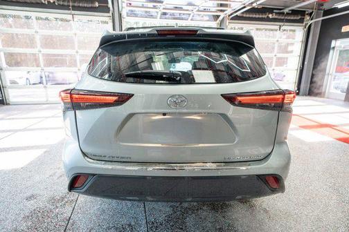 2025 Toyota Highlander Limited