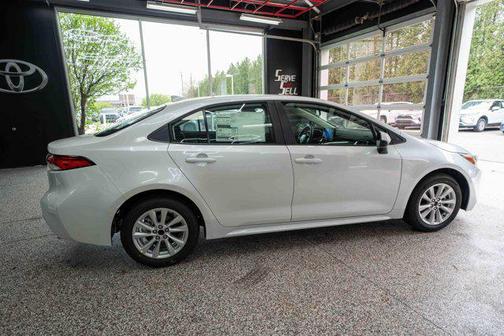 Wind Chill Pearl 2026 Toyota Corolla LE