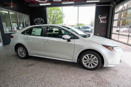 Wind Chill Pearl 2026 Toyota Corolla LE