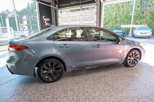 2024 Toyota Corolla Hybrid SE