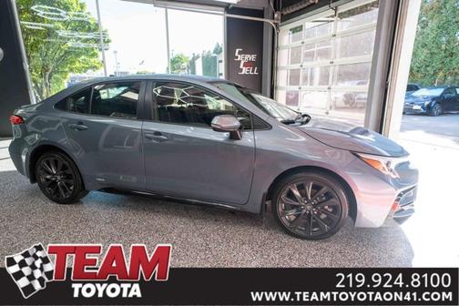 2024 Toyota Corolla Hybrid SE