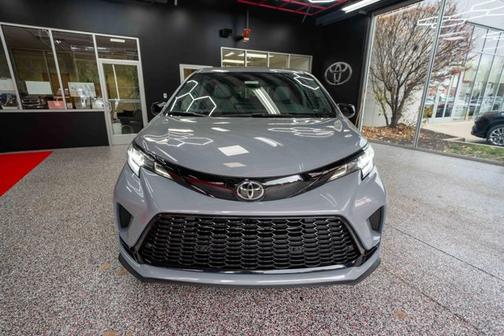 2026 Toyota Sienna XSE 7 Passenger