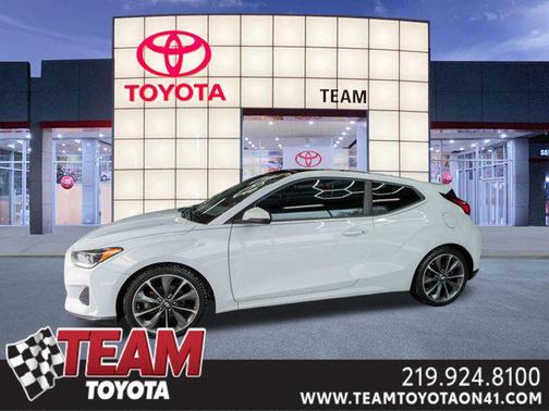 2019 Hyundai Veloster 2