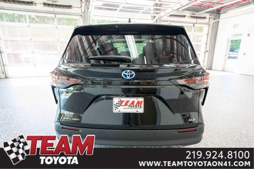 2025 Toyota Sienna XLE 7 Passenger