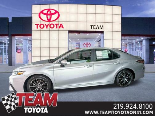 Celestial Silver Metallic 2024 Toyota Camry SE