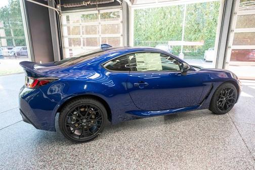 2025 Toyota GR86 Premium