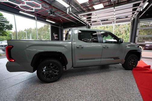 2026 Toyota Tundra Hybrid Platinum