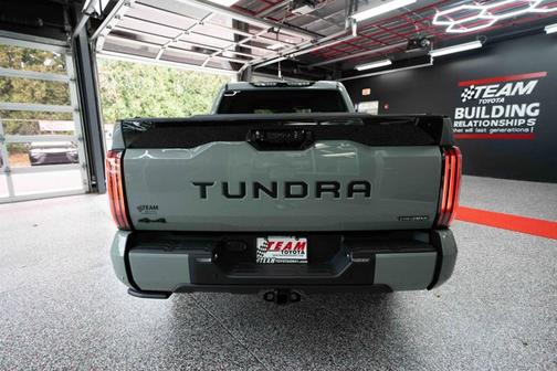 2026 Toyota Tundra Hybrid Platinum