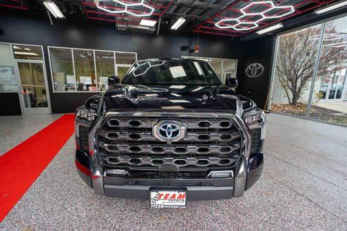 2023 Toyota Tundra Hybrid Platinum