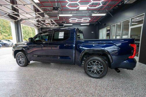 2023 Toyota Tundra Hybrid Platinum