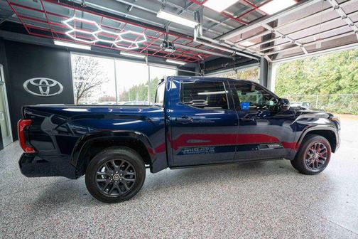 2023 Toyota Tundra Hybrid Platinum