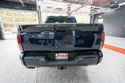 2023 Toyota Tundra Hybrid Platinum