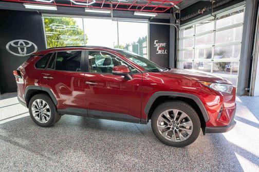 2020 Toyota RAV4 Limited