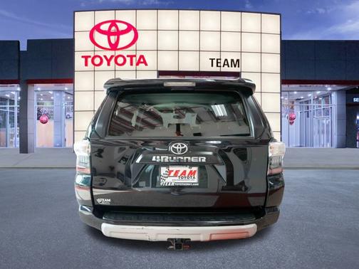 2024 Toyota 4Runner TRD Off Road