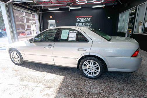 2004 Lincoln LS V8