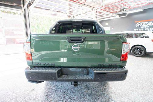 2024 Nissan Titan SV