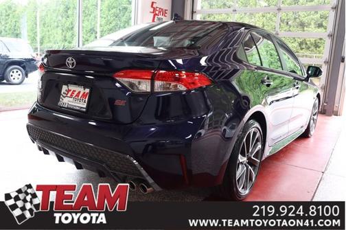Photo 4 of 35 of 2020 Toyota Corolla SE
