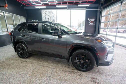 2019 Toyota RAV4 Hybrid SE