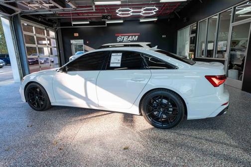 2022 Audi S6 Prestige TFSI quattro Tiptronic