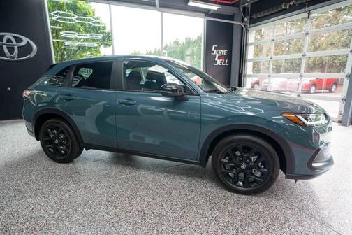 2025 Honda HR-V AWD Sport