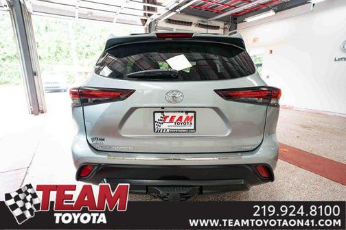 2025 Toyota Highlander XLE