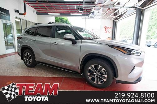2025 Toyota Highlander XLE