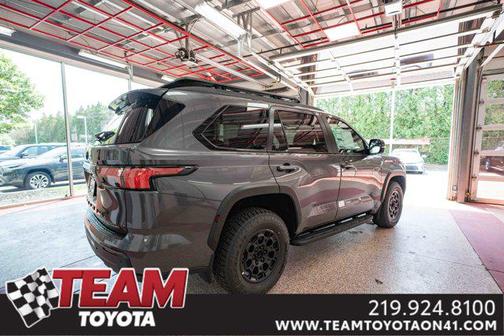 2025 Toyota Sequoia Base
