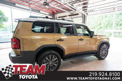 2025 Toyota Land Cruiser Base
