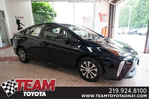 2019 Toyota Prius XLE