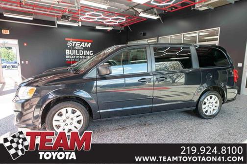 Brilliant Black Crystal Pearlcoat 2016 Dodge Grand Caravan AVP/SE