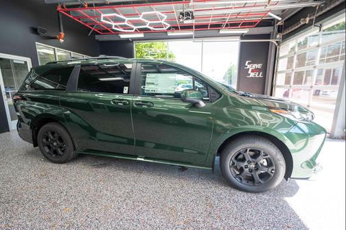 Cypress 2026 Toyota Sienna Woodland Edition