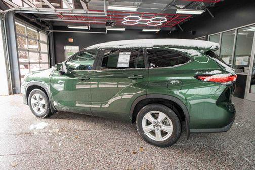 2023 Toyota Highlander Hybrid LE