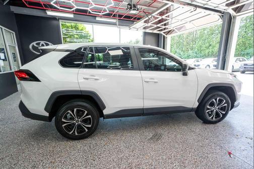 White 2022 Toyota RAV4 LE
