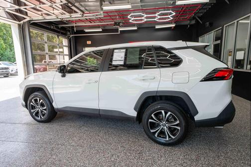 White 2022 Toyota RAV4 LE
