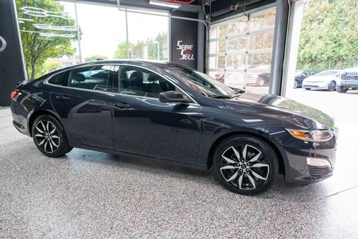 2023 Chevrolet Malibu FWD RS