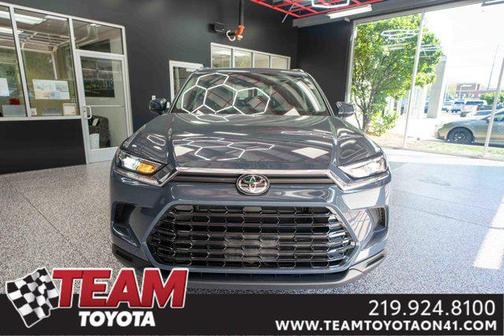 2025 Toyota Grand Highlander Hybrid XLE