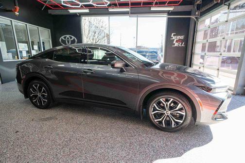 2023 Toyota Crown XLE