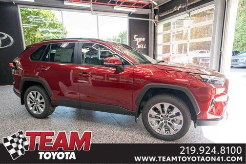 2025 Toyota RAV4 XLE Premium