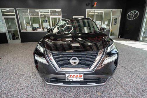 Super Black 2023 Nissan Rogue SL
