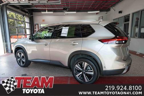2024 Nissan Rogue SL