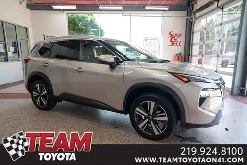 2024 Nissan Rogue SL