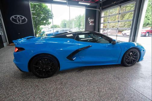 Rapid Blue 2023 Chevrolet Corvette Stingray w/3LT