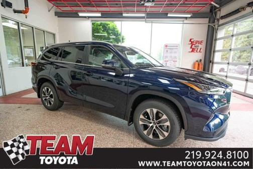 2025 Toyota Highlander XLE
