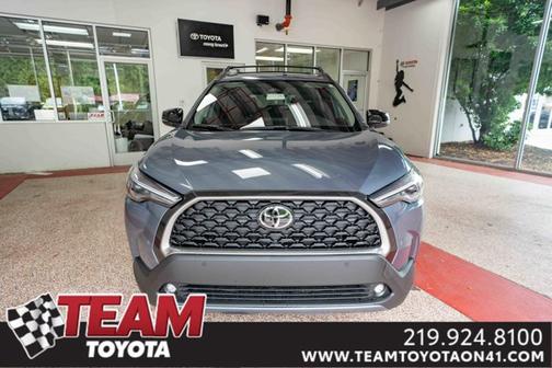 2025 Toyota Corolla Cross XLE
