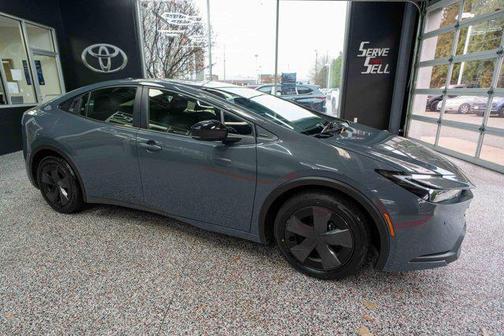 2024 Toyota Prius LE