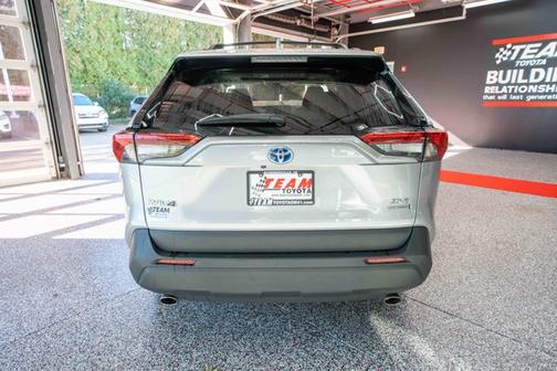 2023 Toyota RAV4 Hybrid XLE Premium